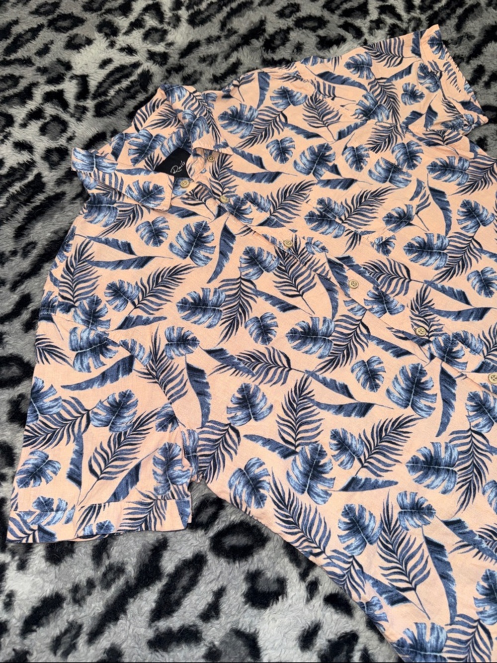 Rails Peach Short Sleeve Button-Down with Blue Leaf Print - Picture 3 of 5